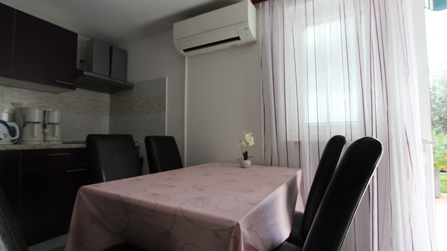 Apartman Dinka Konoba